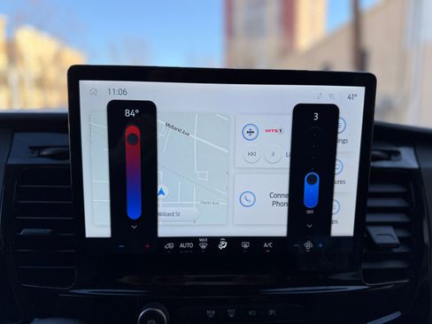 Used 2023 Ford Transit 350 XLT image 40