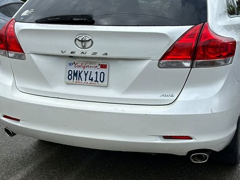 Used 2009 Toyota Venza AWD image 16