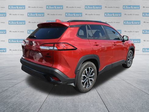 Used 2023 Toyota Corolla Cross AWD Hybrid w/ Moonroof Package image 6