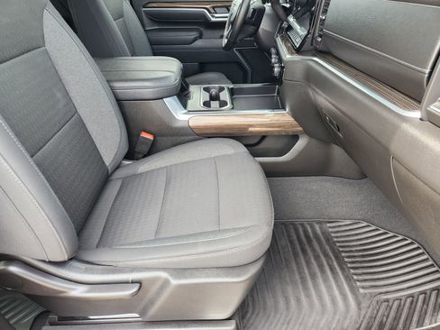 Used 2025 Chevrolet Silverado 2500 LT AWD/4WD image 18