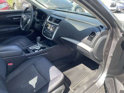 Used 2017 Nissan Altima 2.5 S w/ Power Driver Seat Package FWD image 20