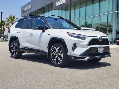 Used 2024 Toyota RAV4 XSE w/ Weather Package AWD/4WD image 38