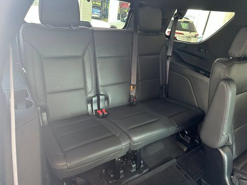 Used 2023 Chevrolet Tahoe High Country AWD/4WD image 41