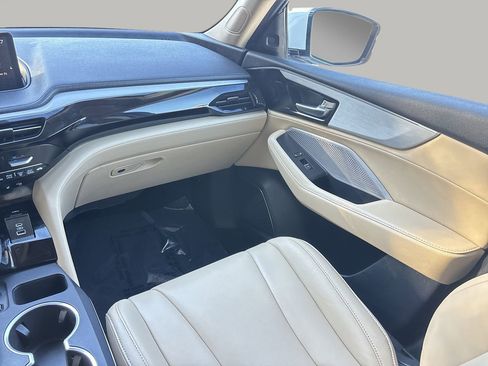 Used 2022 Acura MDX FWD image 16