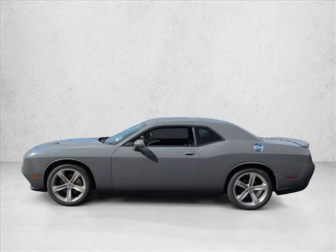Used 2018 Dodge Challenger SXT w/ Super Sport Group (SS/T) RWD image 6