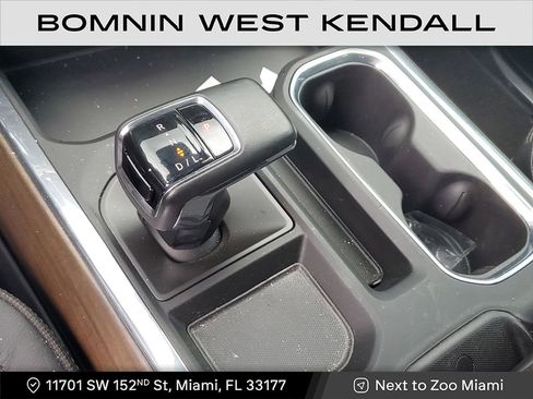 Used 2024 Chevrolet Silverado 1500 High Country image 26