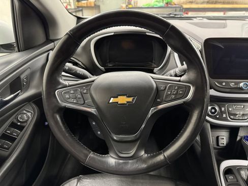 Used 2018 Chevrolet Volt LT w/ LT Driver Confidence Package image 19