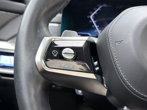 Certified 2024 BMW 760i xDrive w/ Executive Package image 22