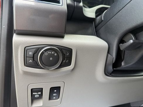 Used 2016 Ford F150 XLT w/ Equipment Group 301A Mid AWD/4WD image 17