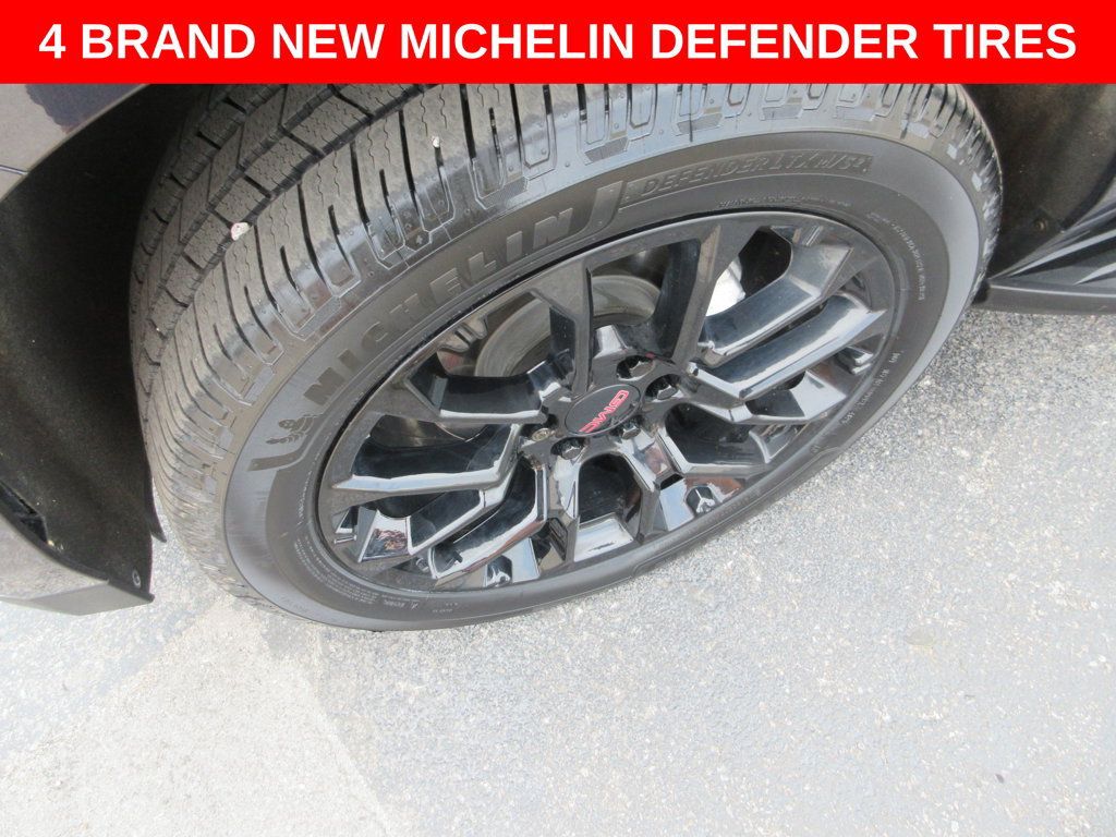 Certified 2023 GMC Yukon SLT AWD/4WD image 3