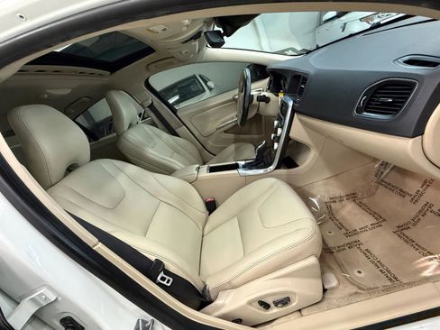 Used 2015 Volvo S60 T5 Premier image 23