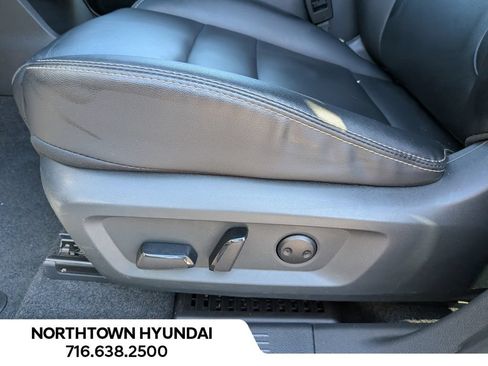 Used 2026 Nissan Rogue SL AWD/4WD image 11