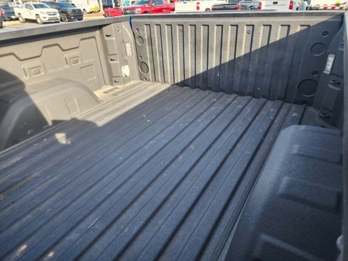 Used 2022 Chevrolet Silverado 1500 Custom Trail Boss image 13