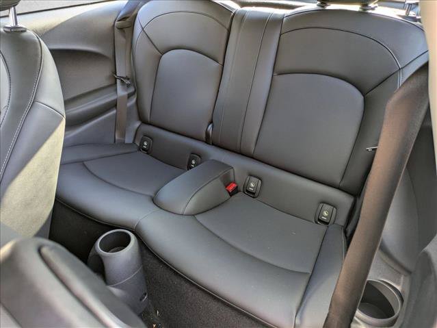 Used 2020 MINI Cooper 2-Door Hardtop FWD image 13