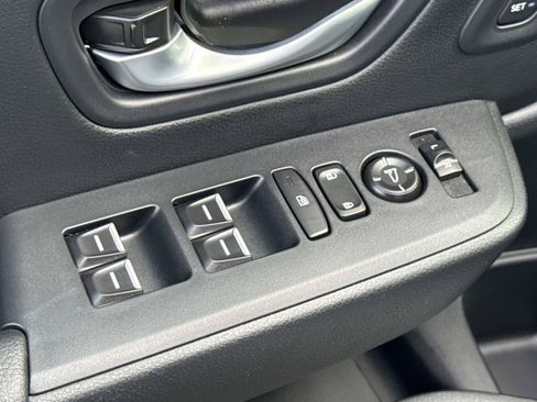 Certified 2025 Honda Pilot EX-L image 21