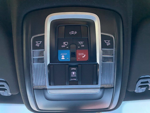 Used 2025 RAM 1500 Big Horn AWD/4WD image 31