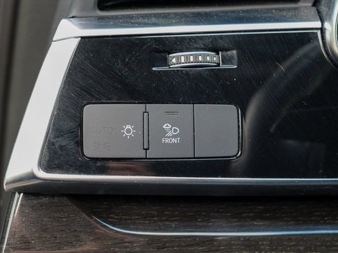 Used 2025 Audi Q7 3.0T Premium Plus AWD/4WD image 55