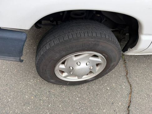 Used 2014 Ford E-150 and Econoline 150 w/ Commercial Cargo Van Package image 26