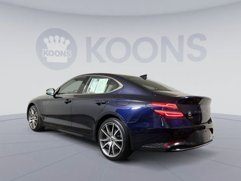 Used 2023 Genesis G70 2.0T image 4