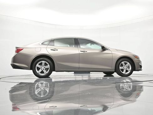 Certified 2024 Chevrolet Malibu LT FWD image 39