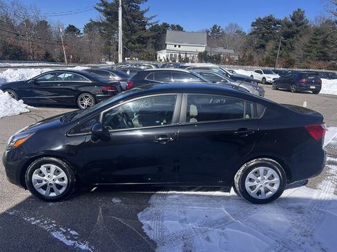 Used 2014 Kia Rio EX image 2