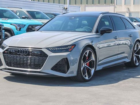 Used 2024 Audi RS 6 performance image 5