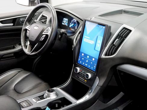Used 2022 Ford Edge Titanium AWD/4WD image 24