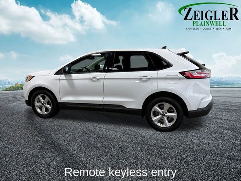 Used 2024 Ford Edge SE w/ Cargo Accessory Package image 4
