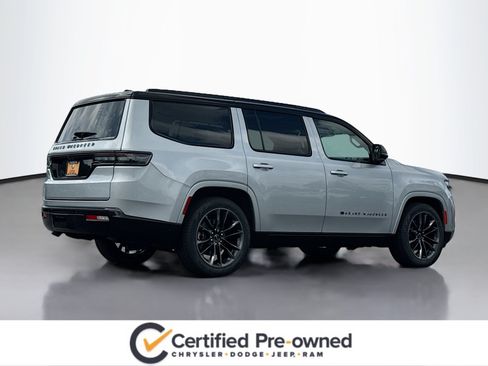 Used 2024 Jeep Grand Wagoneer Series II Obsidian w/ Quick Order Packagew 28T AWD/4WD image 2