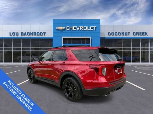Used 2023 Ford Explorer ST-Line w/ Class IV Trailer Tow Package RWD image 6