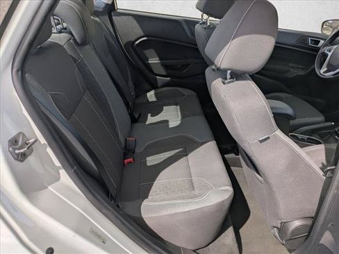 Used 2014 Ford Fiesta SE w/ Equipment Group 201A FWD image 19