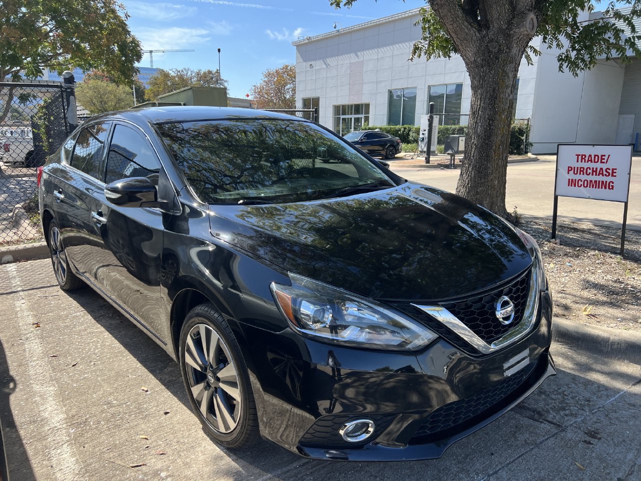 Used 2018 Nissan Sentra SL FWD image 2