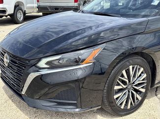Used 2025 Nissan Altima 2.5 SV FWD video 2