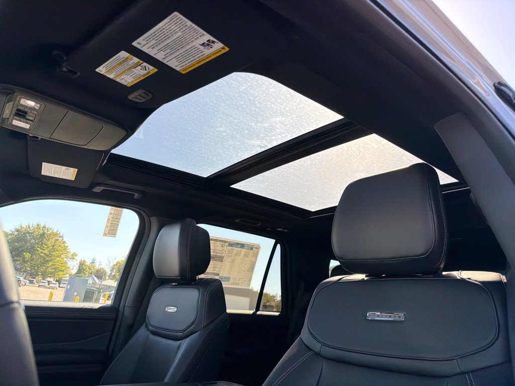 New 2027 Ford Expedition Platinum w/ Stealth Appearance Package AWD/4WD image 12