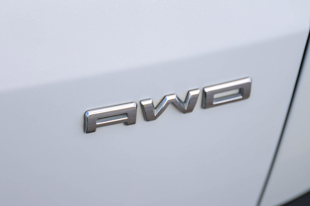Used 2025 Ford Escape ST-Line AWD/4WD image 8