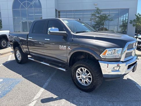Used 2018 RAM 2500 Laramie image 31