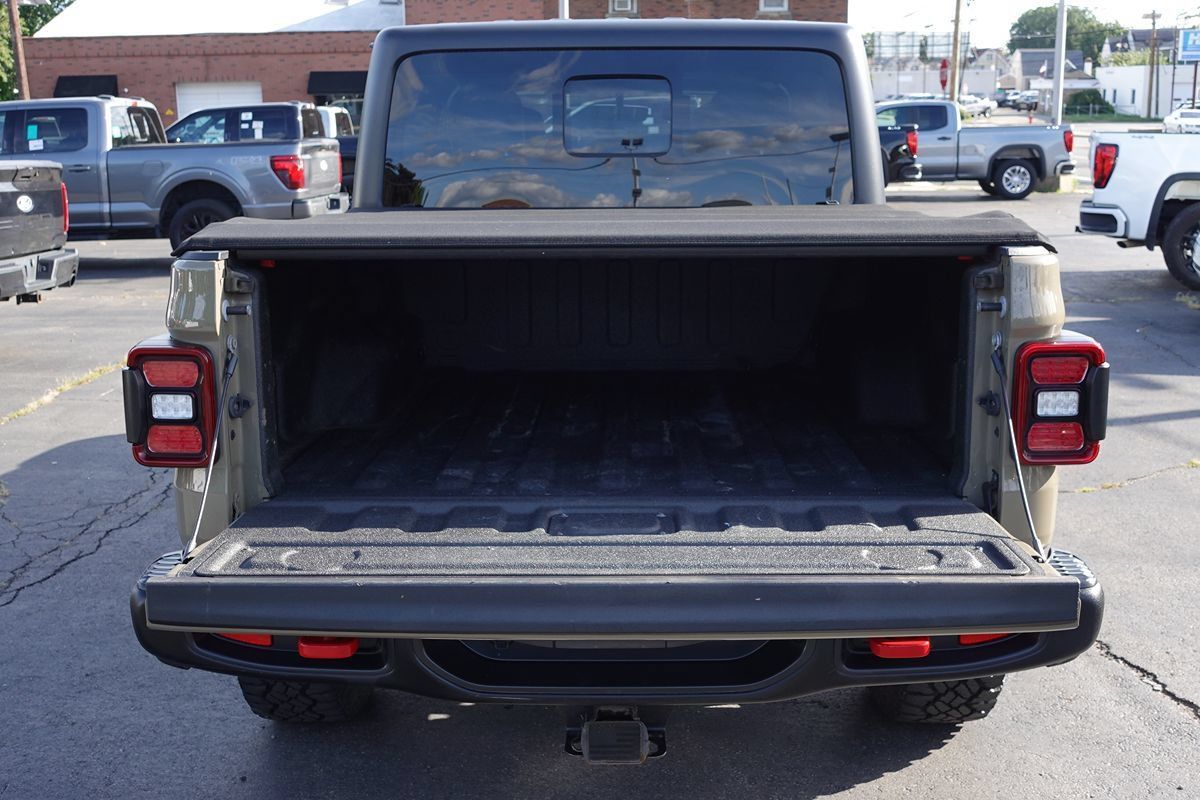 Used 2020 Jeep Gladiator Rubicon AWD/4WD image 10