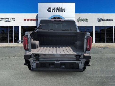 Used 2024 GMC Sierra 1500 Denali Ultimate AWD/4WD image 8