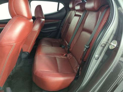 Used 2019 MAZDA MAZDA3 Hatchback w/ Premium Package image 30