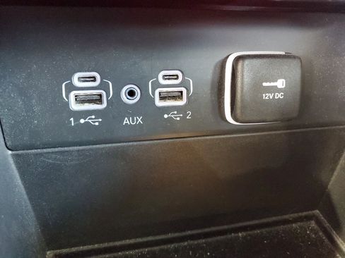 Used 2023 Jeep Grand Cherokee Laredo w/ Trailer Tow Prep Group (B) AWD/4WD image 29