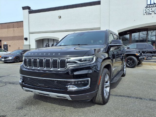 Certified 2022 Jeep Wagoneer Series II AWD/4WD image 4
