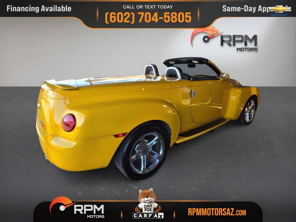 Used 2004 Chevrolet SSR w/ Preferred Equipment Group RWD image 21