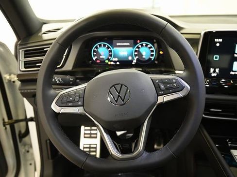 New 2026 Volkswagen Atlas Cross Sport SEL Premium R-Line AWD/4WD image 4
