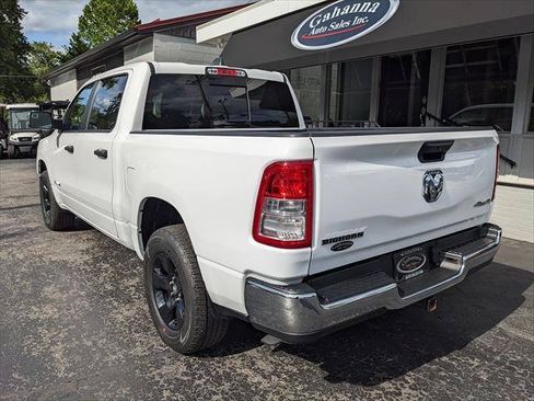 Used 2023 RAM 1500 Big Horn AWD/4WD image 3