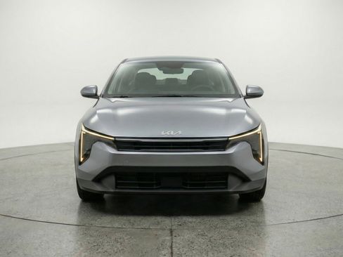 Used 2025 Kia K4 LXS image 2