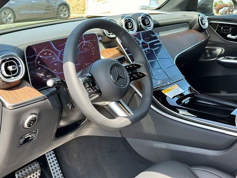 New 2025 Mercedes-Benz GLC 350e 4MATIC image 28