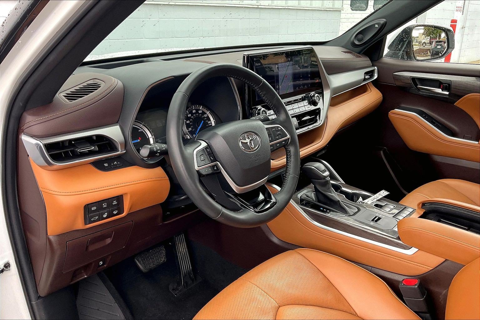 Used 2022 Toyota Highlander Platinum AWD/4WD image 17
