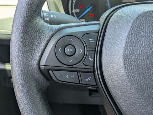 Used 2024 Toyota RAV4 XLE AWD/4WD image 24