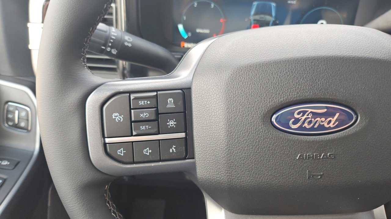 New 2027 Ford F350 Lariat w/ Lariat Ultimate Package AWD/4WD image 18