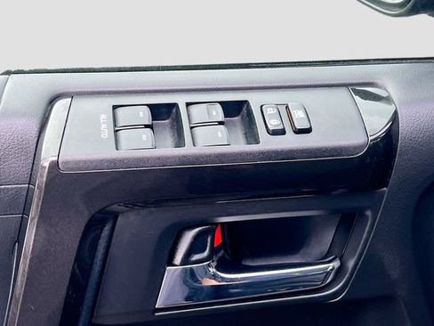 Used 2021 Toyota 4Runner TRD Off-Road Premium image 18